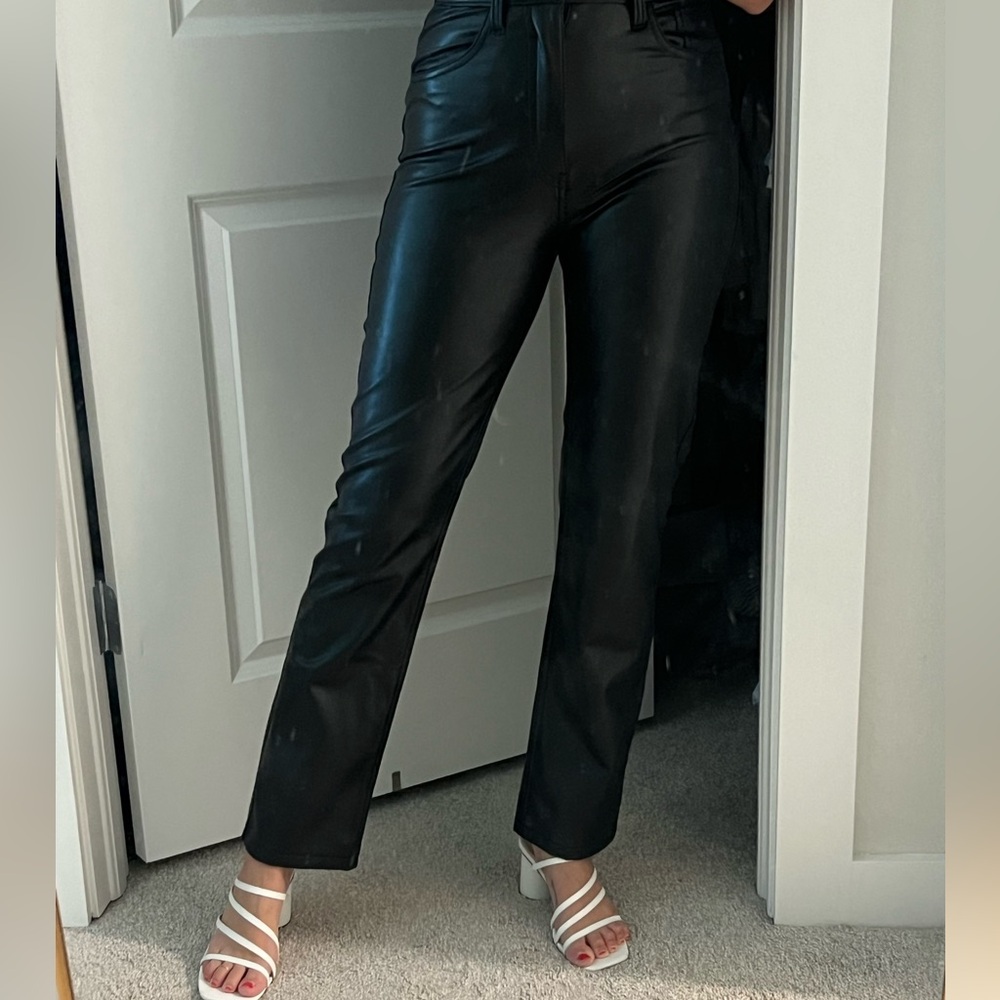 Abercrombie & Fitch Black 90s High Rise Vegan Leather Pants